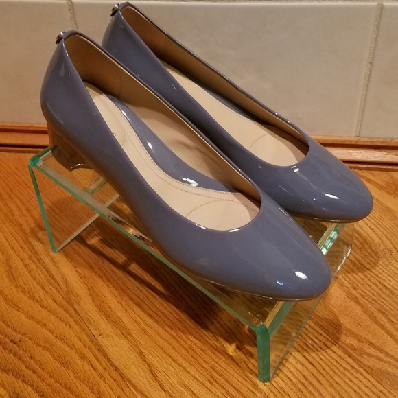 🆕️ NWOB Taryn Rose Babs Wedge Pump - Picture 2 of 6
